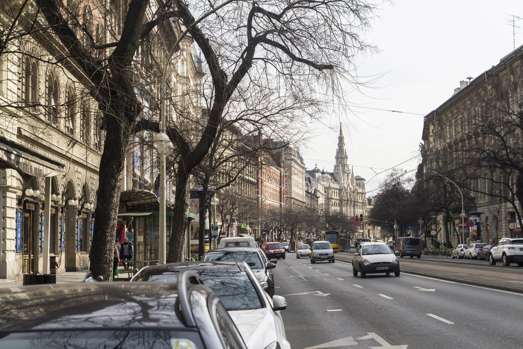 Authentic Grand Boulevard Budapest Exterior photo